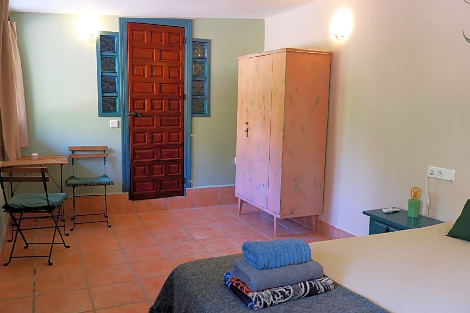 Vegan Guesthouse Finca Pereila