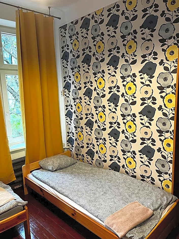 Hostel Retro