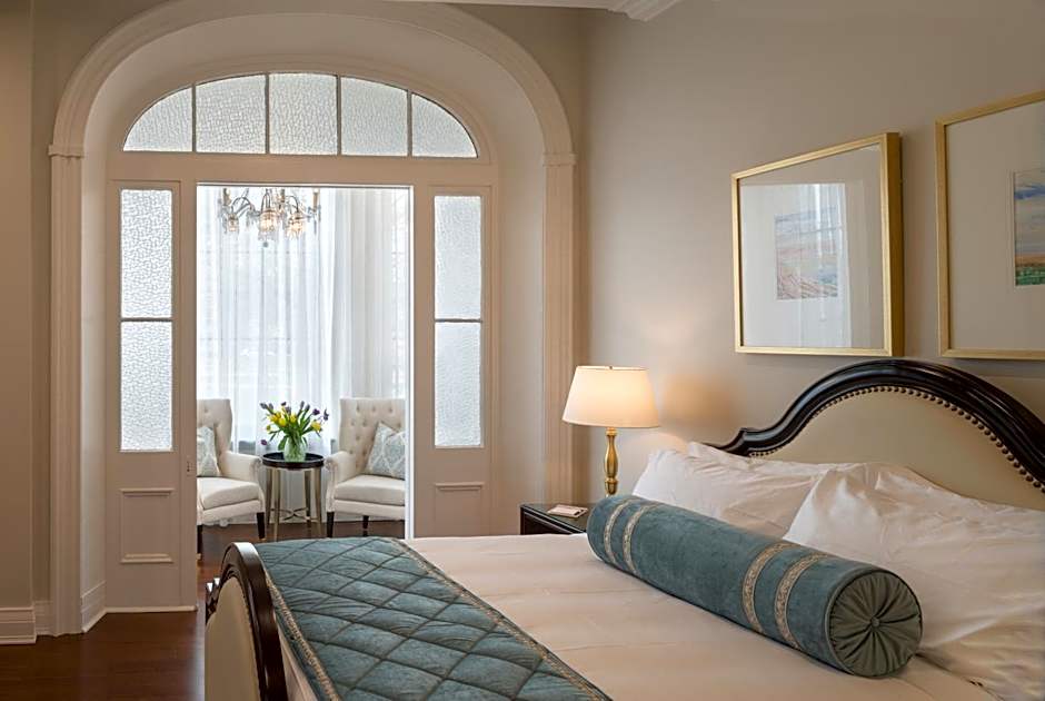 Sydney Boutique Inn & Suites