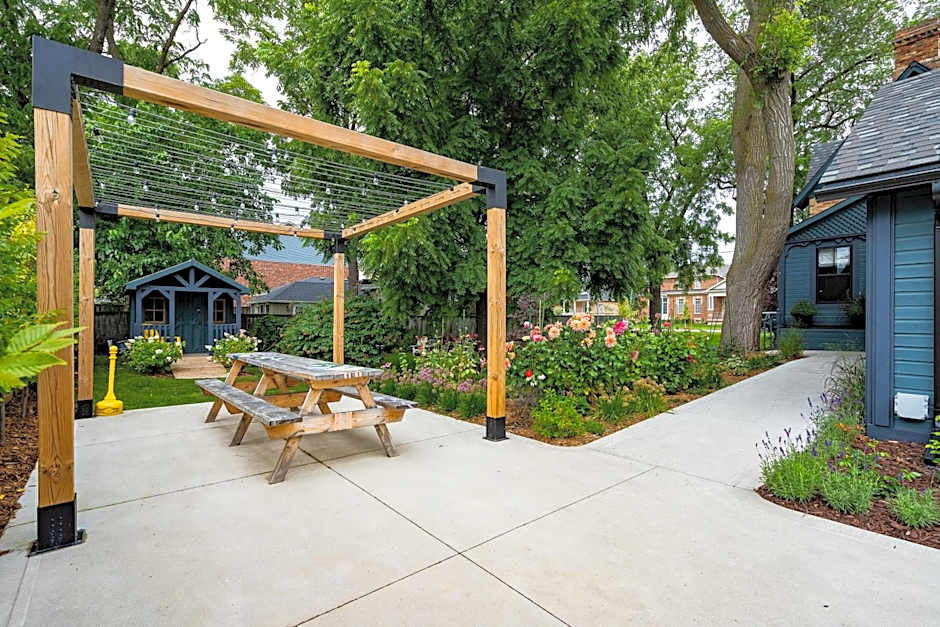 Somewhere Inn Collingwood