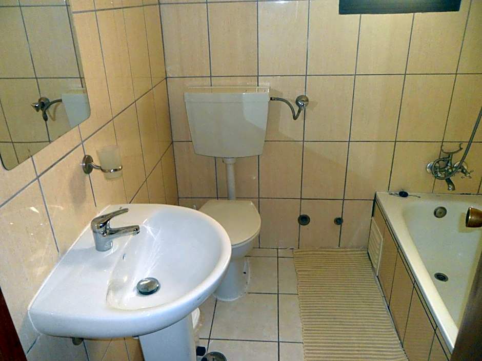 Albufeira Jardim by Umbral