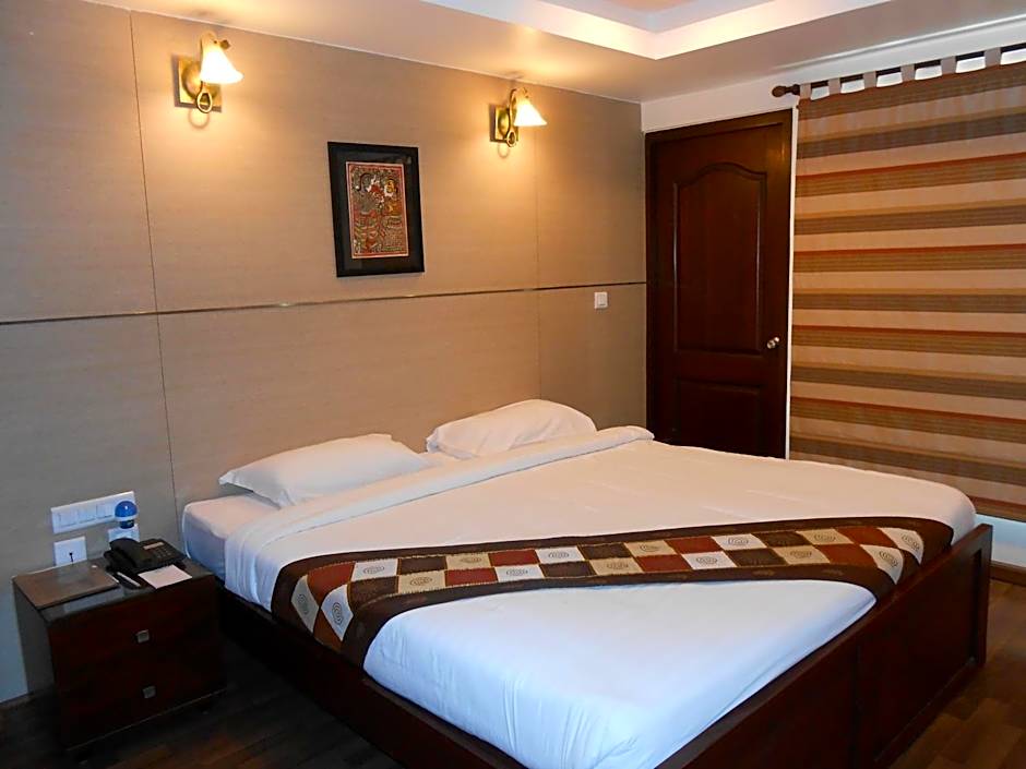 Photo 1 of 5 of Premium Suite