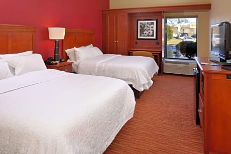 2 Queen Beds Nonsmoking