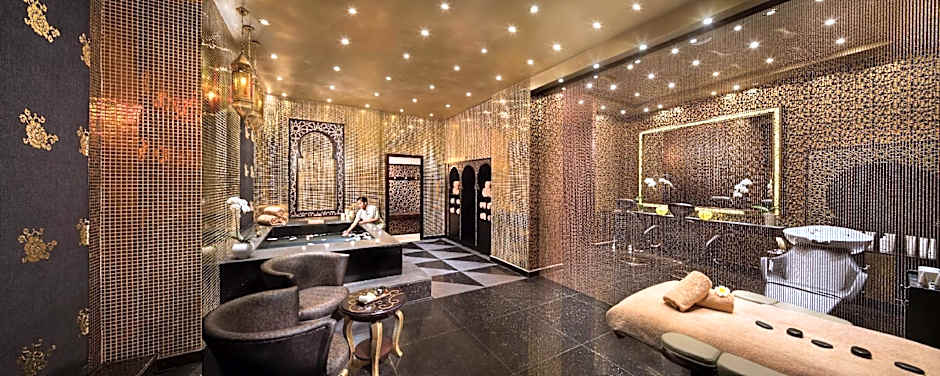 Bahi Ajman Palace Hotel