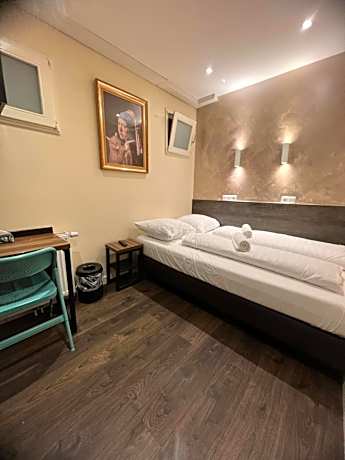 Small Double Room Without window With Private Bathroom