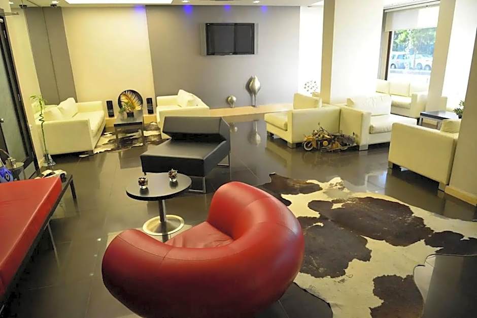 May Park Hotel