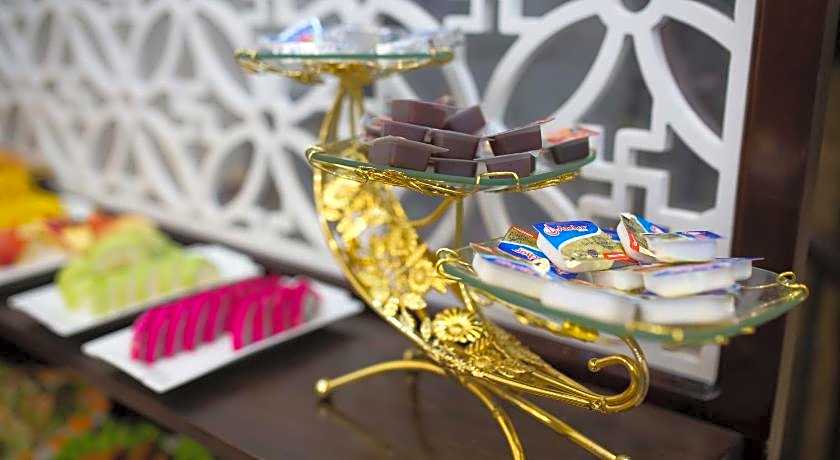 Golden Sail Hotel & Spa