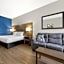 Best Western Plus Revere Inn & Suites