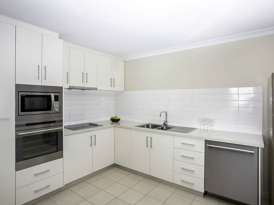 Mantra Geraldton