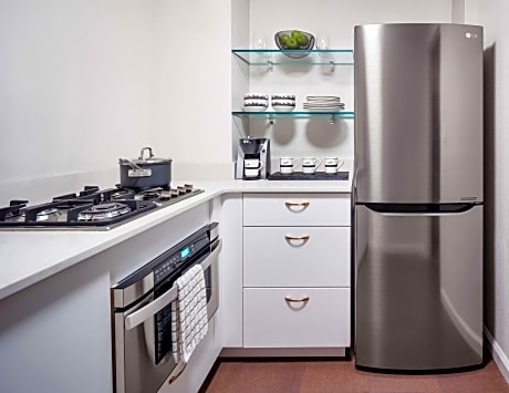 Junior Suite 2 Queens