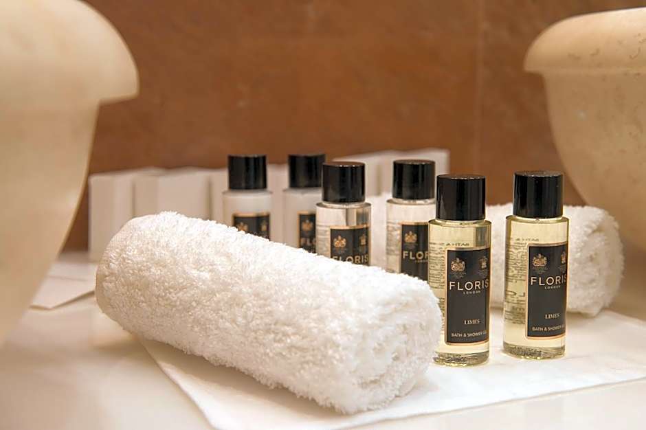 Villa Plaza Boutique Hotel & Spa