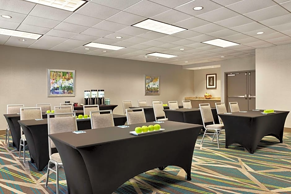 Homewood Suites By Hilton Fort Myers Airport/FGCU