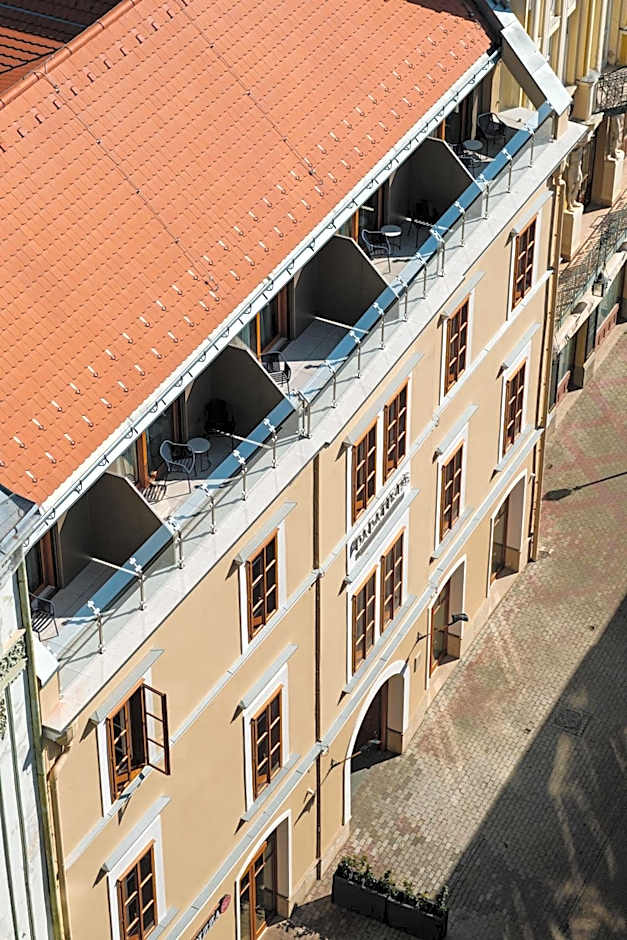 Palatinus Boutique Hotel