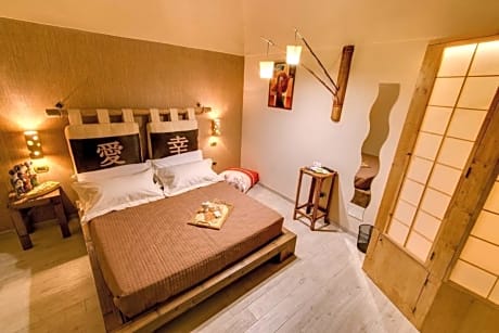 Double Room with Private Bathroom - Asia