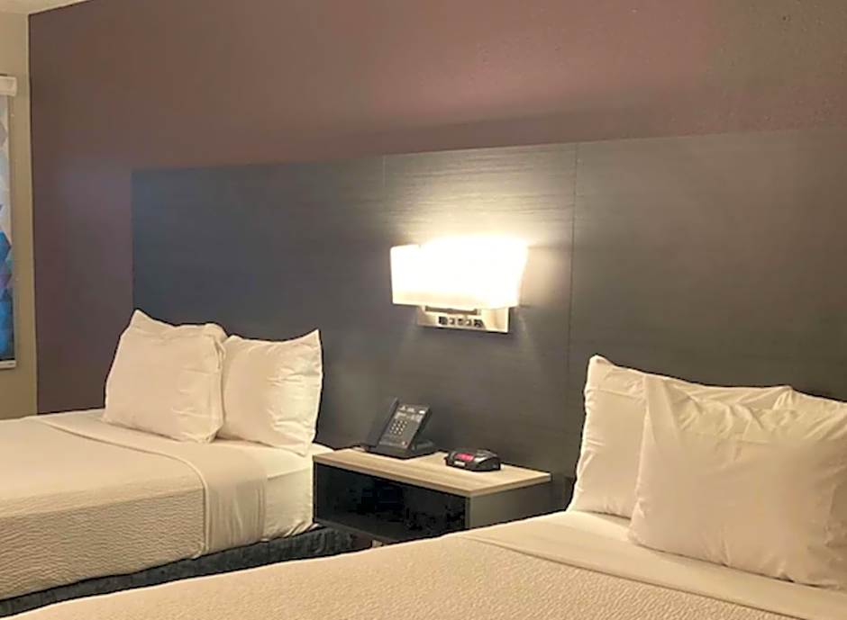 La Quinta Inn & Suites by Wyndham Bakersfield South