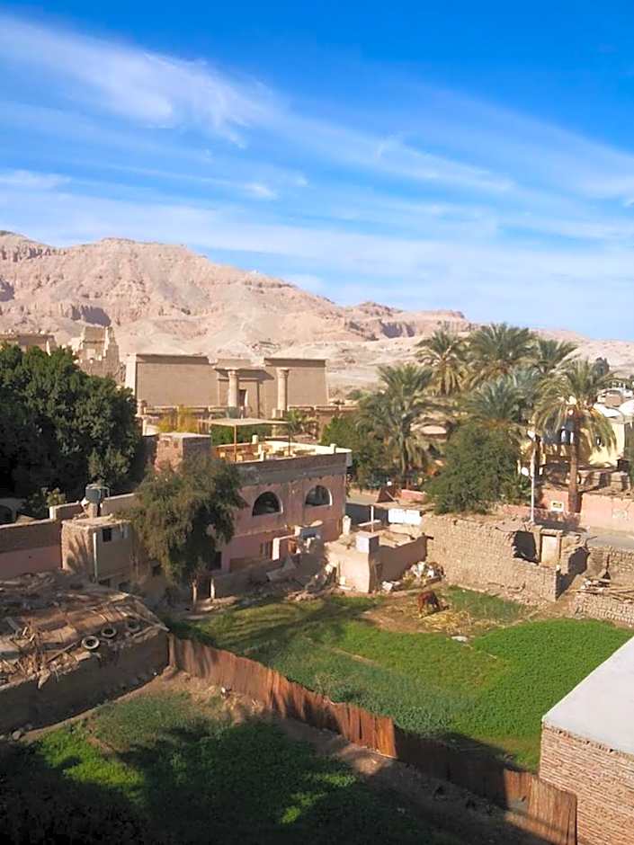 Amenophis Hotel