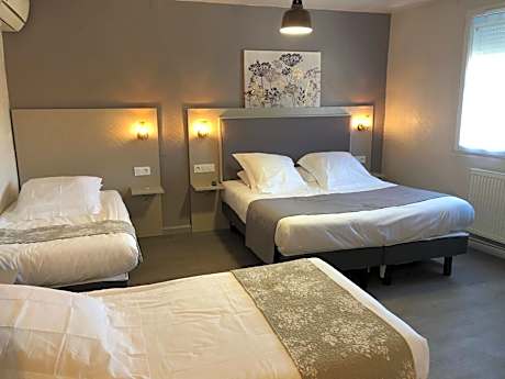 Classic Quadruple Room