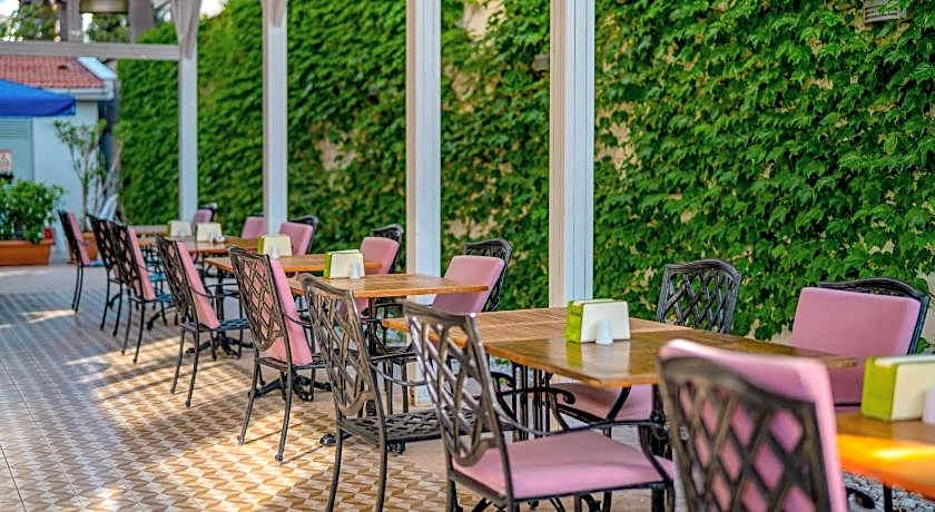 Begonville Beach Hotel - Adult Only