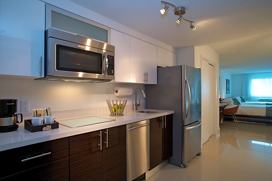 Beach Haus Bal Harbour