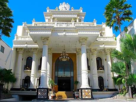 The Grand Palace Hotel Malang