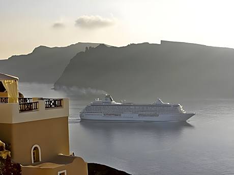 Art Maisons Oia Castle Hotel