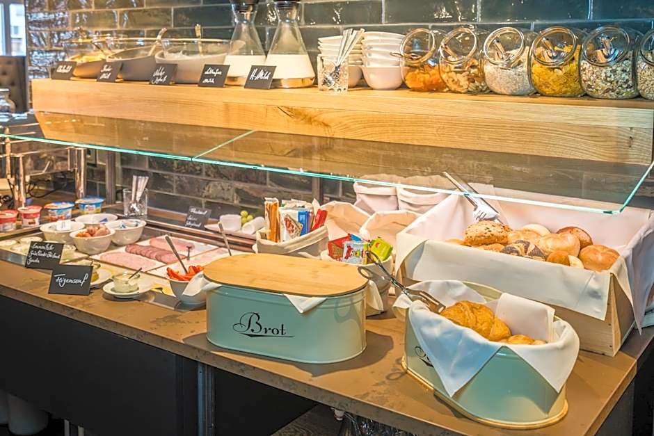 Hotel Goldene Traube - by Neugart