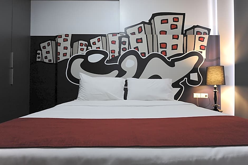 Hotel 35 Rooms