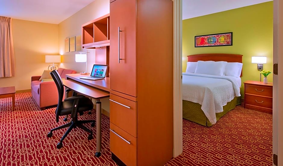 Hawthorn Extended Stay by Wyndham Cincinnati NE/Mason