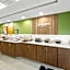 Spark by Hilton Tupelo