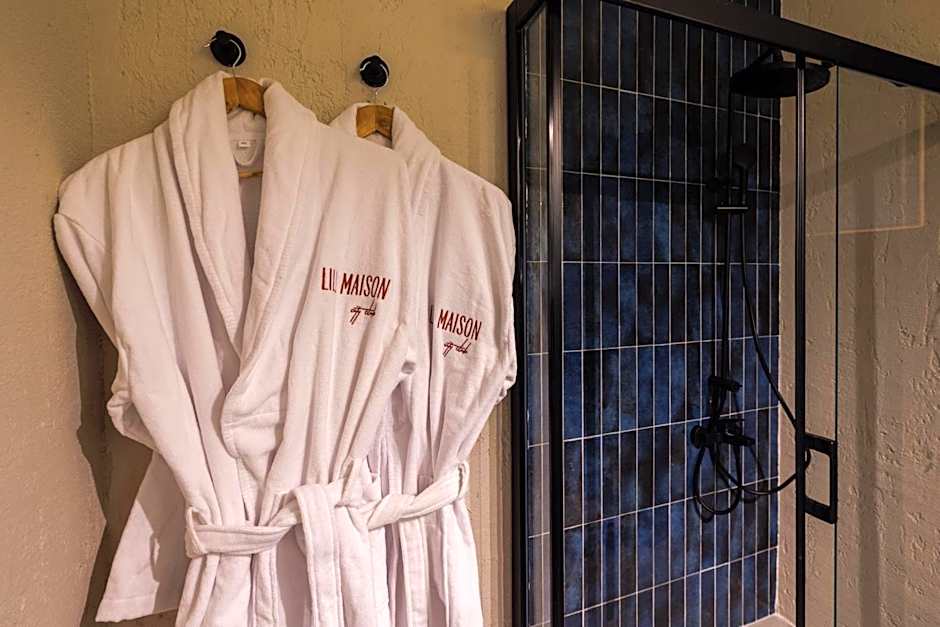 Lill Maison Hotel & City Club