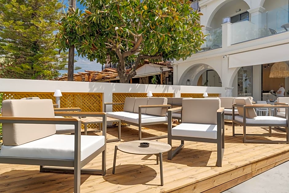 Nikon Boutique Hotel