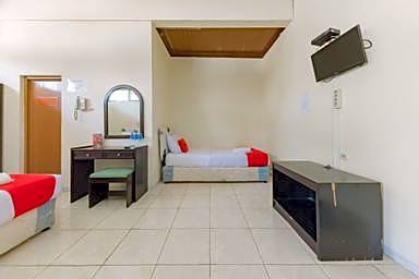 RedDoorz @ Jalan R.E. Martadinata Sukabumi