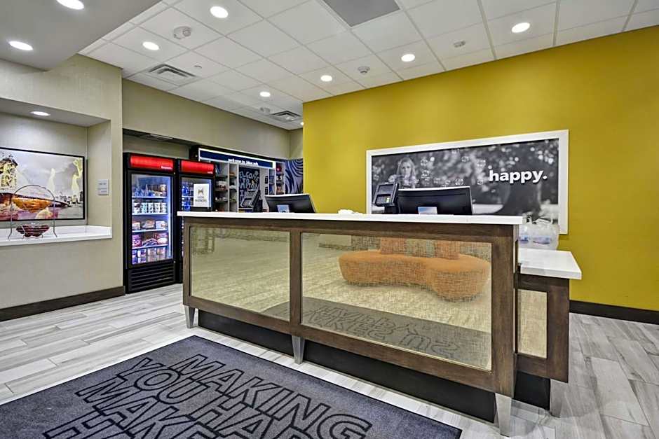 Hampton Inn By Hilton Cincinnati/Blue Ash, OH