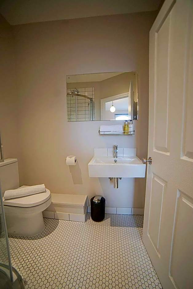 The Alma Taverns Boutique Suites - Room 3 - Hopewell