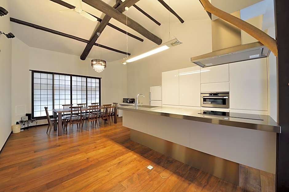 Takeya Kitano Honkan