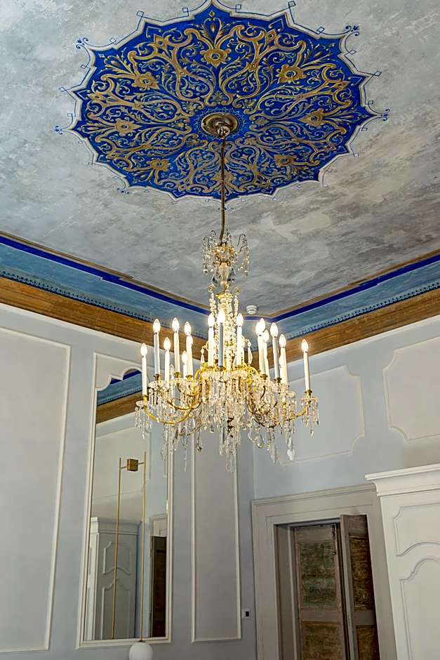 Palazzo Zimara Boutique Hotel