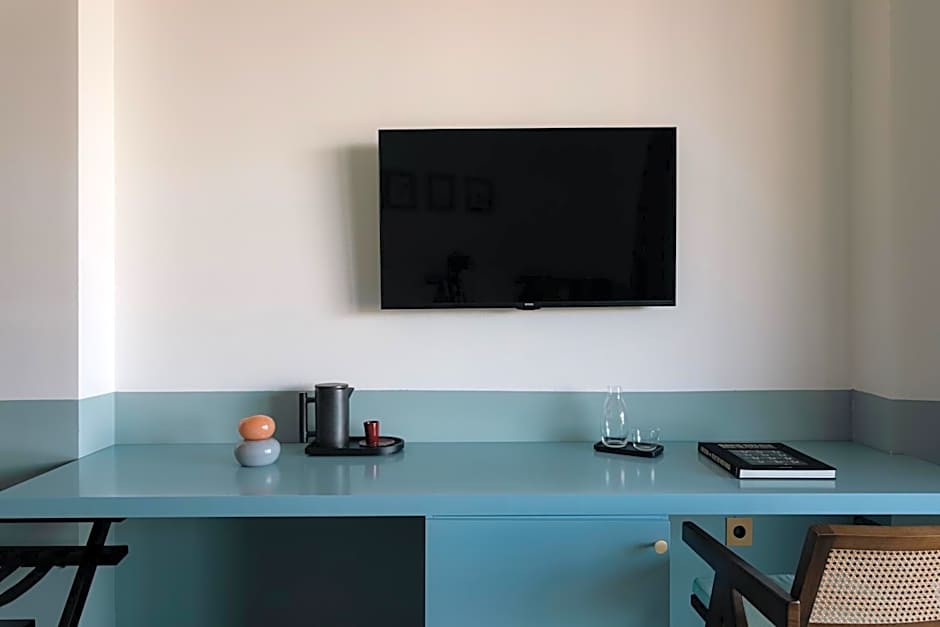 Castor & Pollux Hotel
