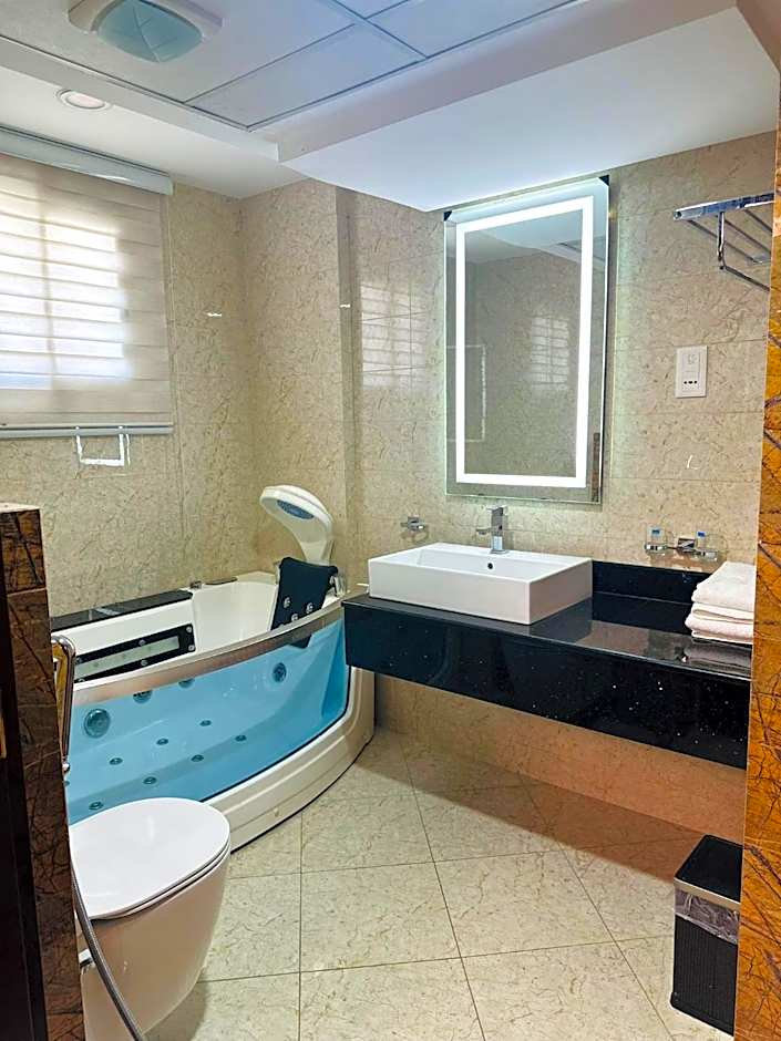 Saxophone Suites