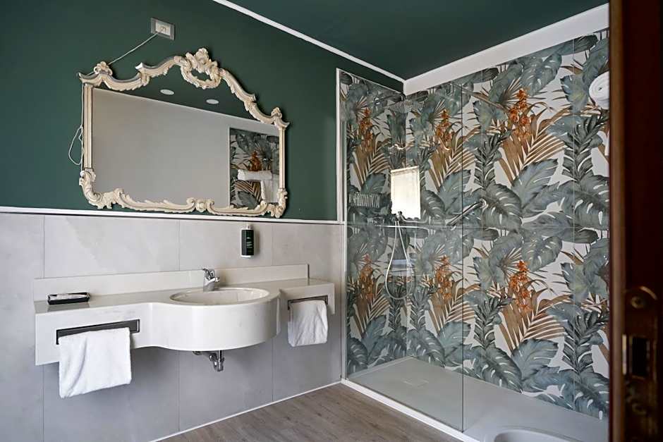 De La Pace- Sure Hotel Collection by Best Western