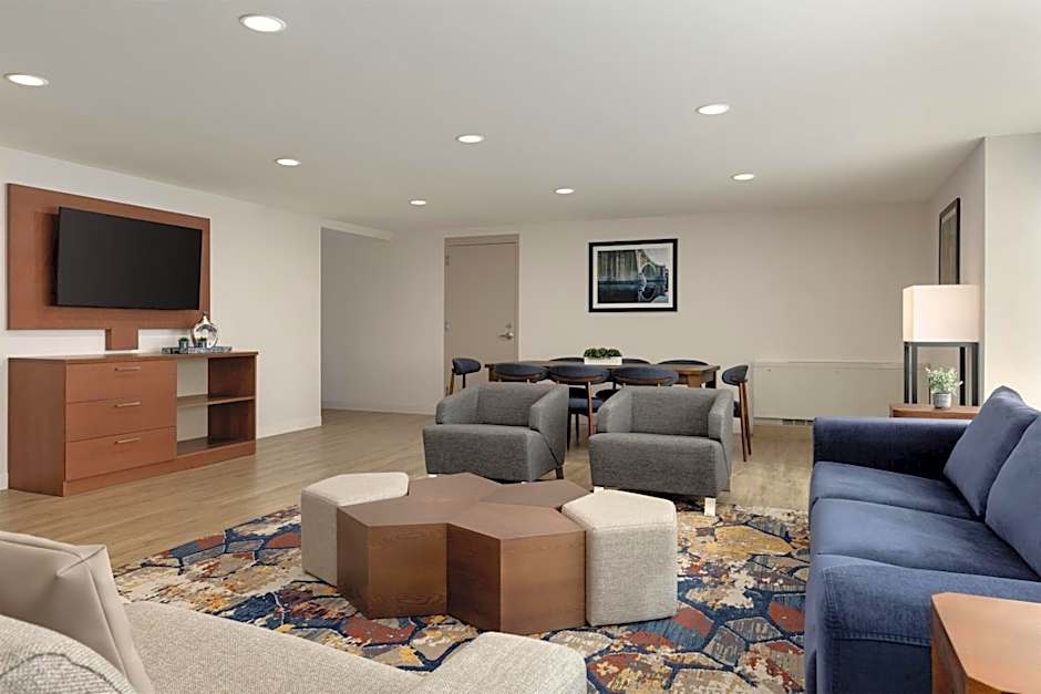 DoubleTree by Hilton Hotel Bloomington - Minneapolis South