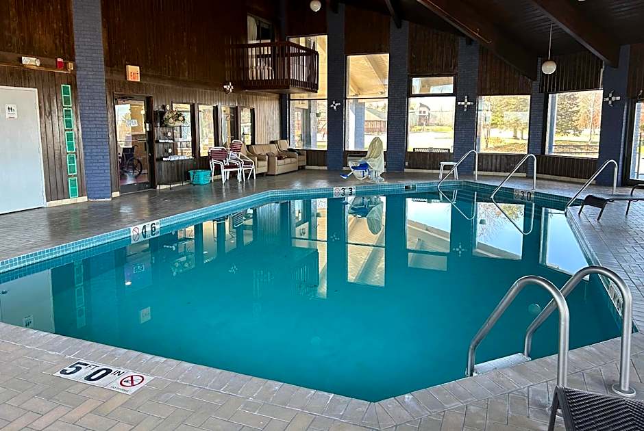 AmericInn by Wyndham Mosinee Central Wisconsin Airport