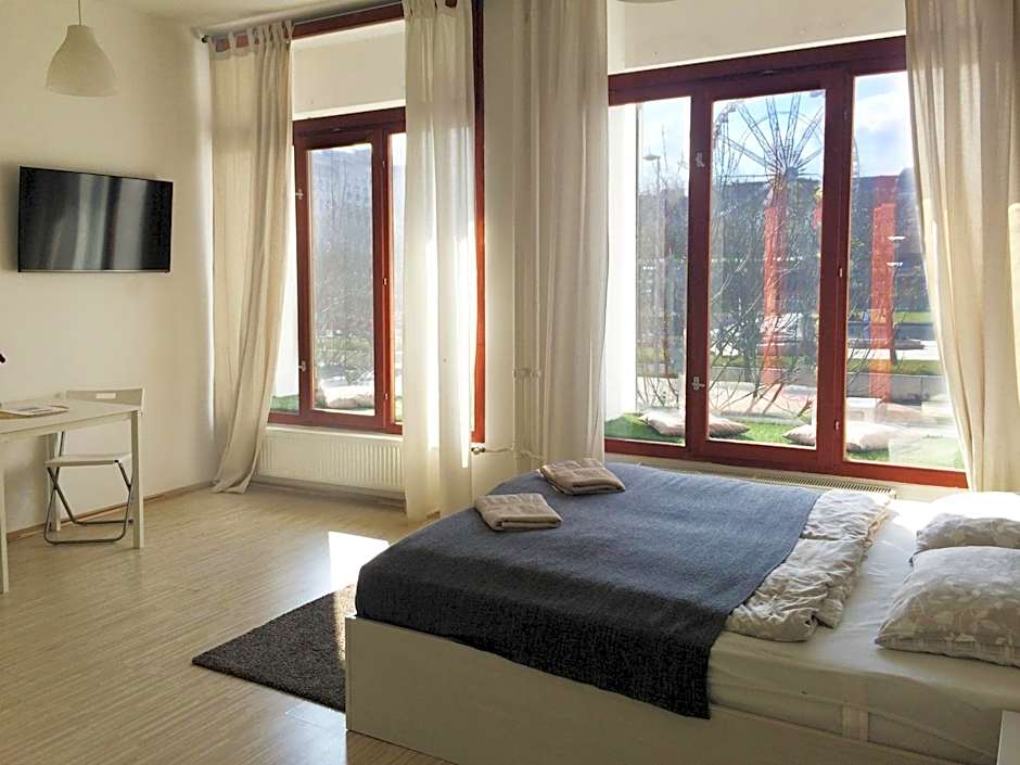 Zoom-Budapest Apartments