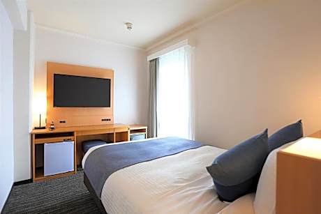 Eco Plan - Standard Triple Room - Non-Smoking House Keeping is Optional with Additional Cost