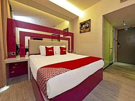 Capital O 90130 Sawadee Hotel