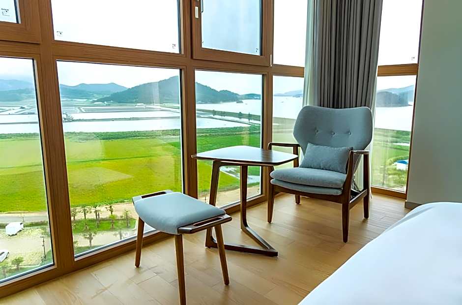 Ramada Plaza by Wyndham Jaeun