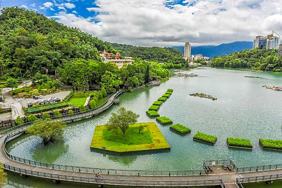 Lealea Garden Hotels-Sun Moon Lake-Moon