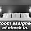 Holiday Inn Express Williamsbrg Busch Gardens Area By IHG