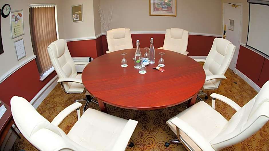 Holiday Inn Milton Keynes East M1 Junc 14 By IHG