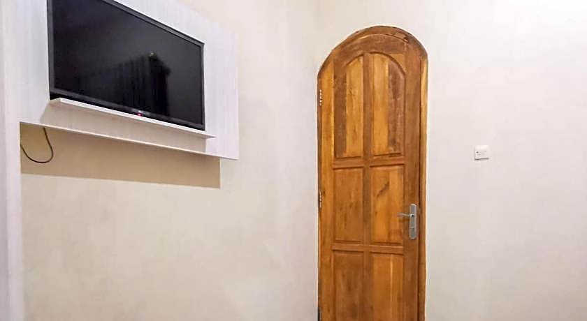 RedDoorz near Pantai Pancer Door Pacitan