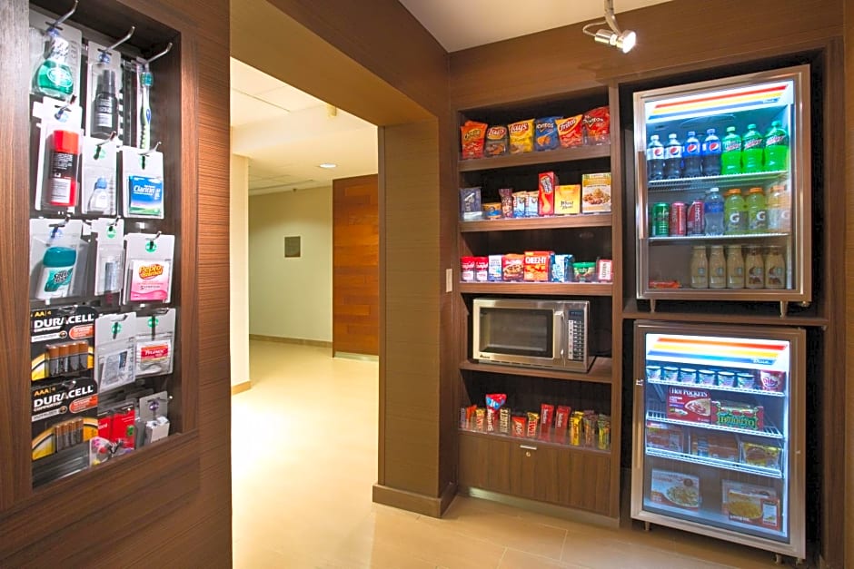 Fairfield Inn & Suites by Marriott Boston Milford